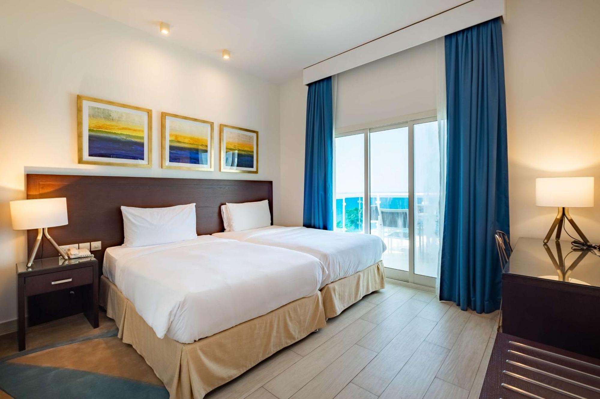 Radisson Blu Resort, Эль-Фуджайра Экстерьер фото